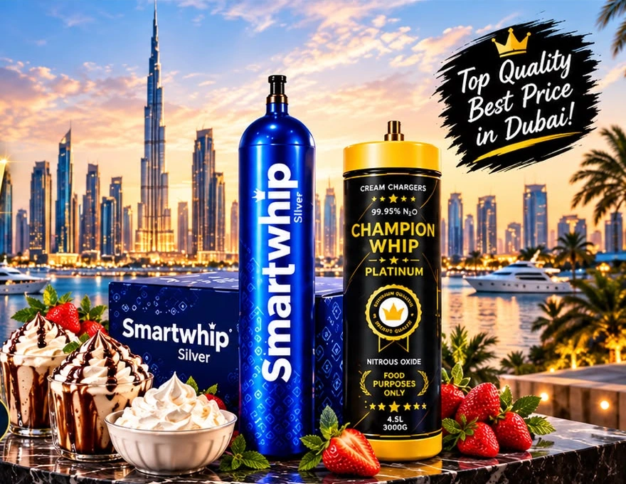 Cylindres de crème et desserts devant Dubaï